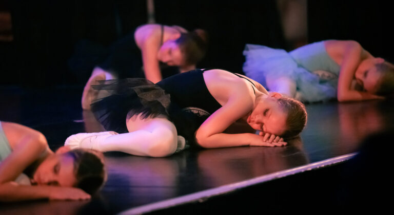Carla-Weser_Tanzstudio_Aufführung_kikligabuk_250920a_320432