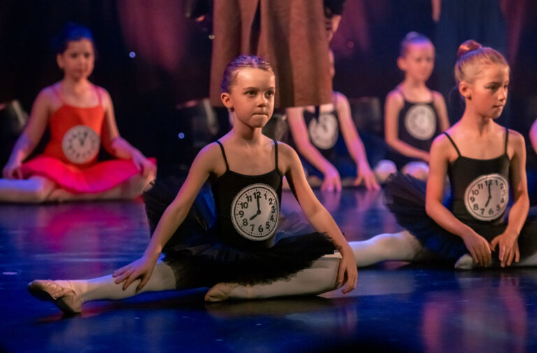 Carla-Weser_Tanzstudio_Aufführung_kikligabuk_250921a_327353
